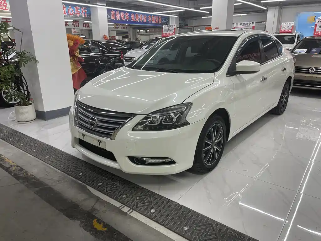 Sylphy 1.6 XV CVT Premium