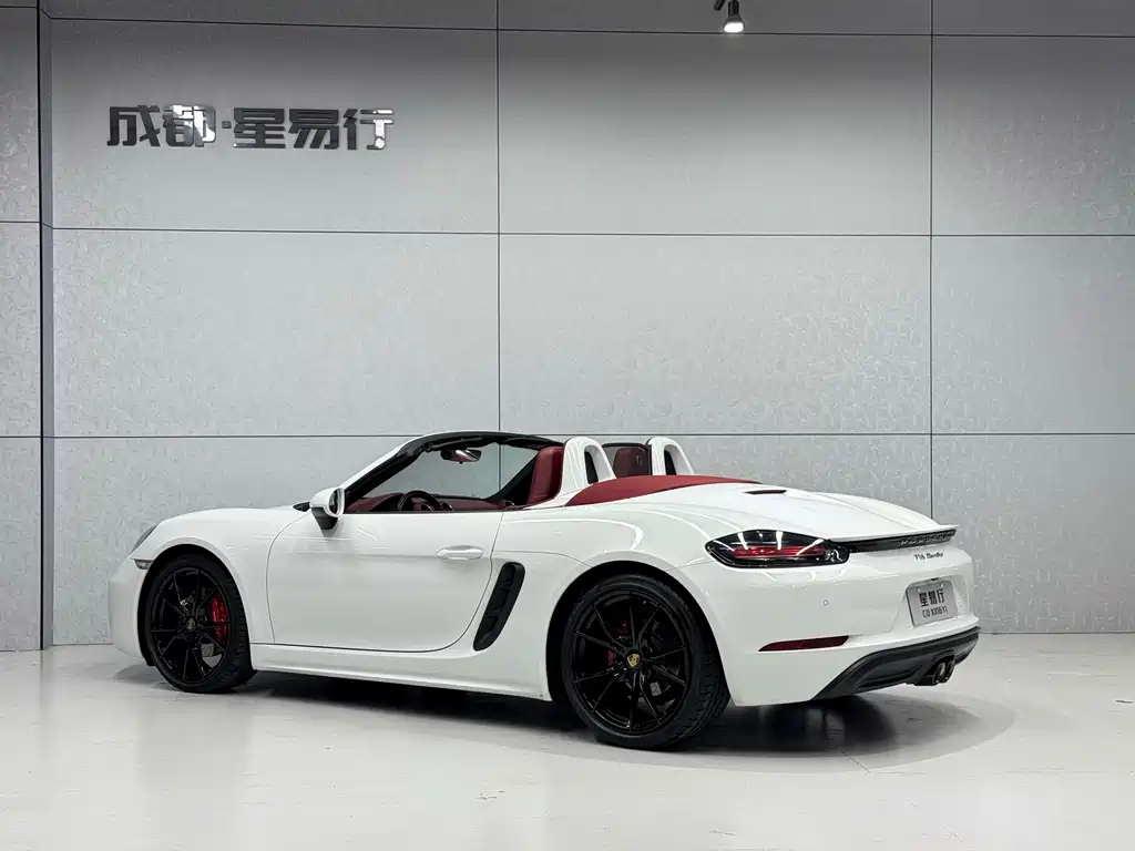 Porsche 718 Boxster 2.0 T