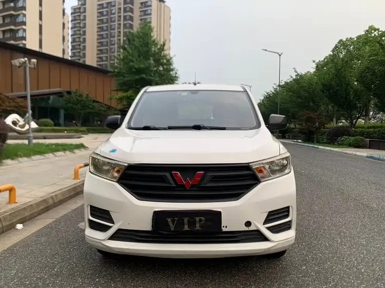 Wuling Hongguang 1.5 L S Basic CN-VI LAR