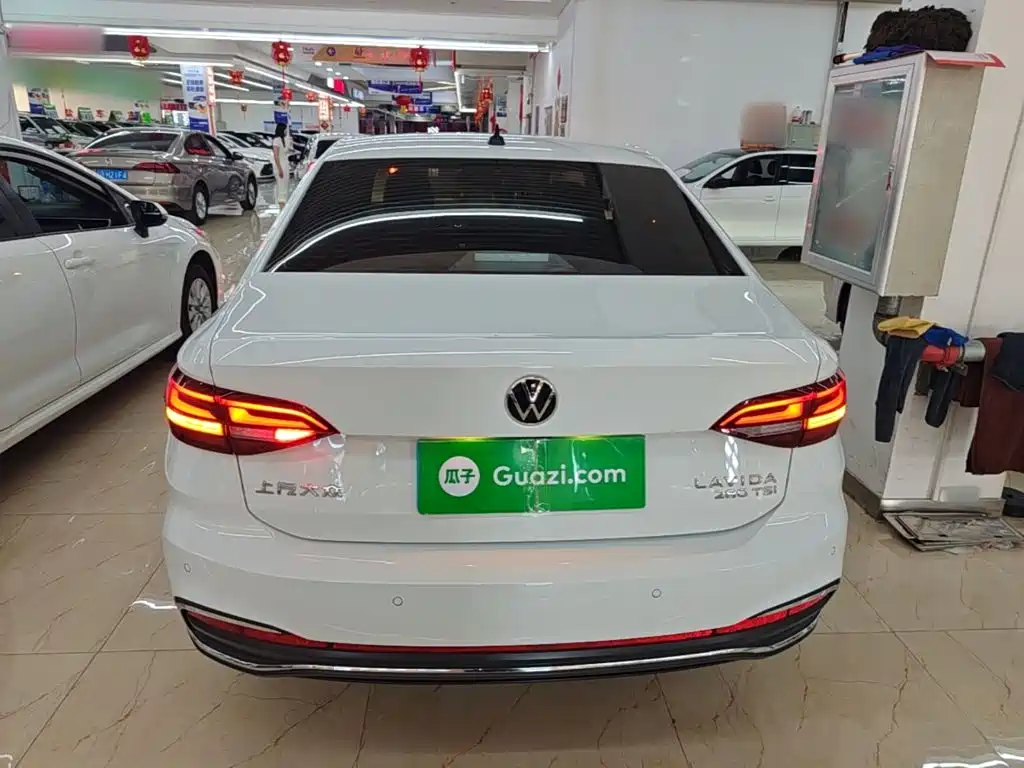Lavida 280 TSI DSG Manyi