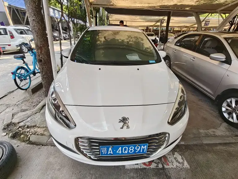 Peugeot 308 1.6 L Auto Superior Style