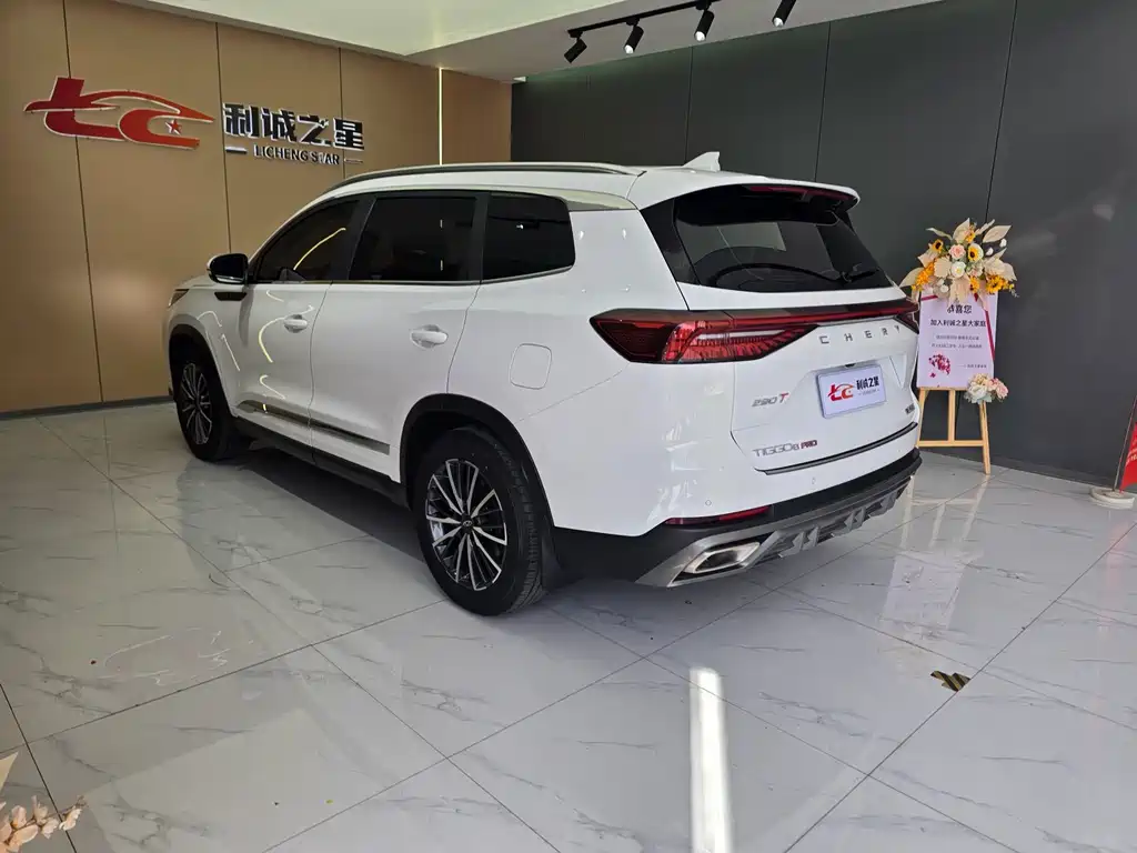 Tiggo 8 PRO 瑞虎8 PRO 2024款 冠军版 290 T 两驱巅峰版 5座