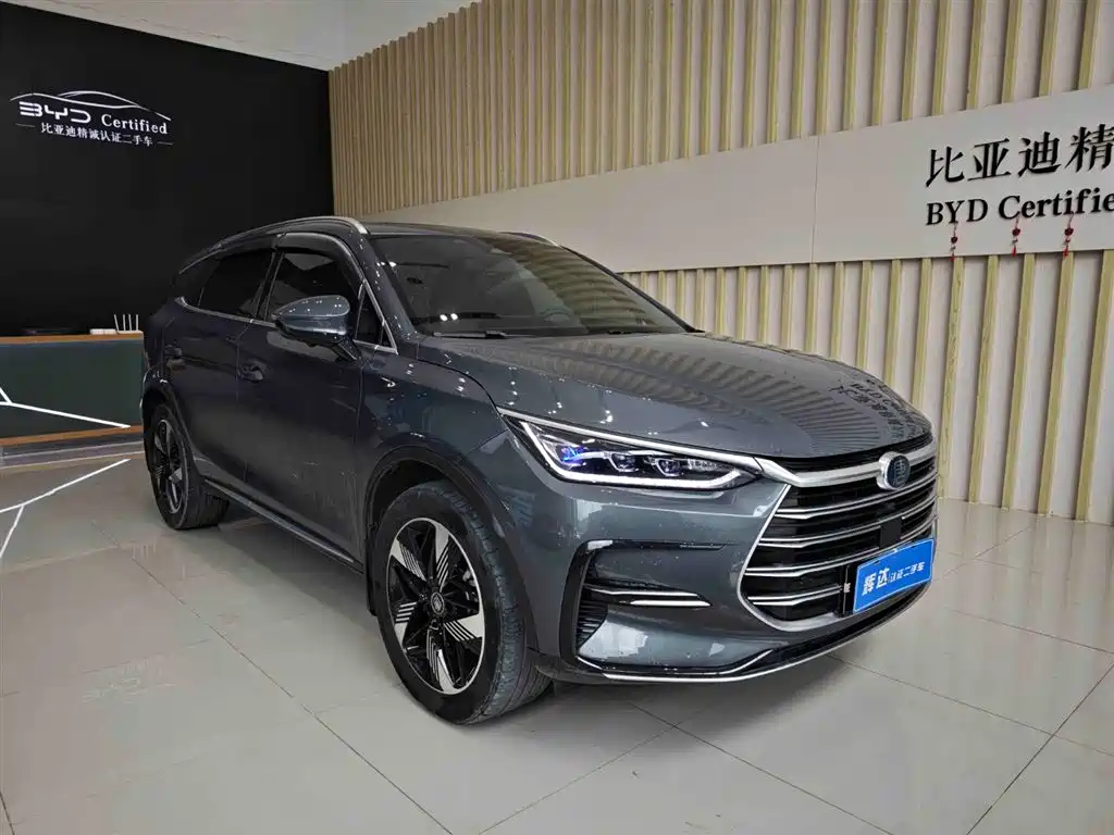 Tang NEV DM-i Champion 112 KM Premium