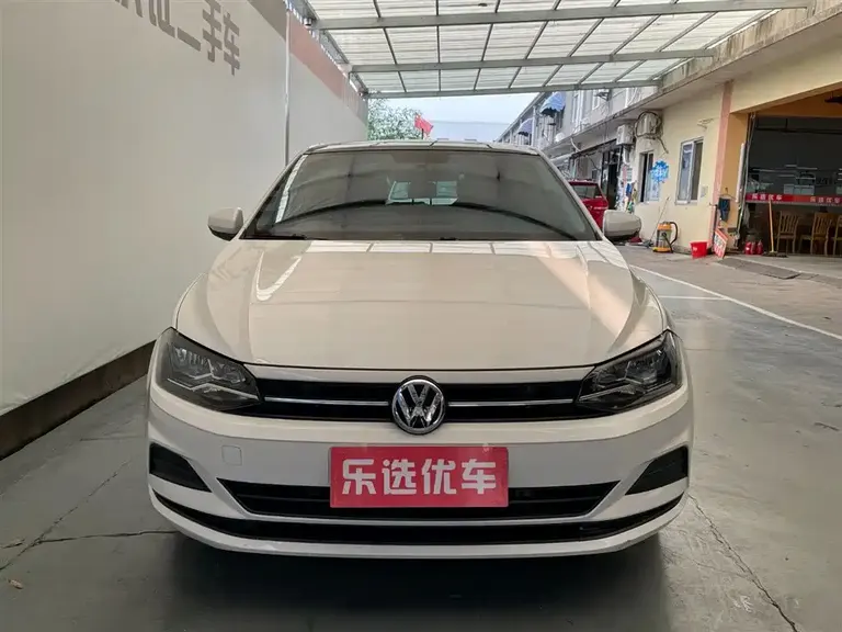 Volkswagen Polo Plus 1.5 L Auto Panoramic Pleasure