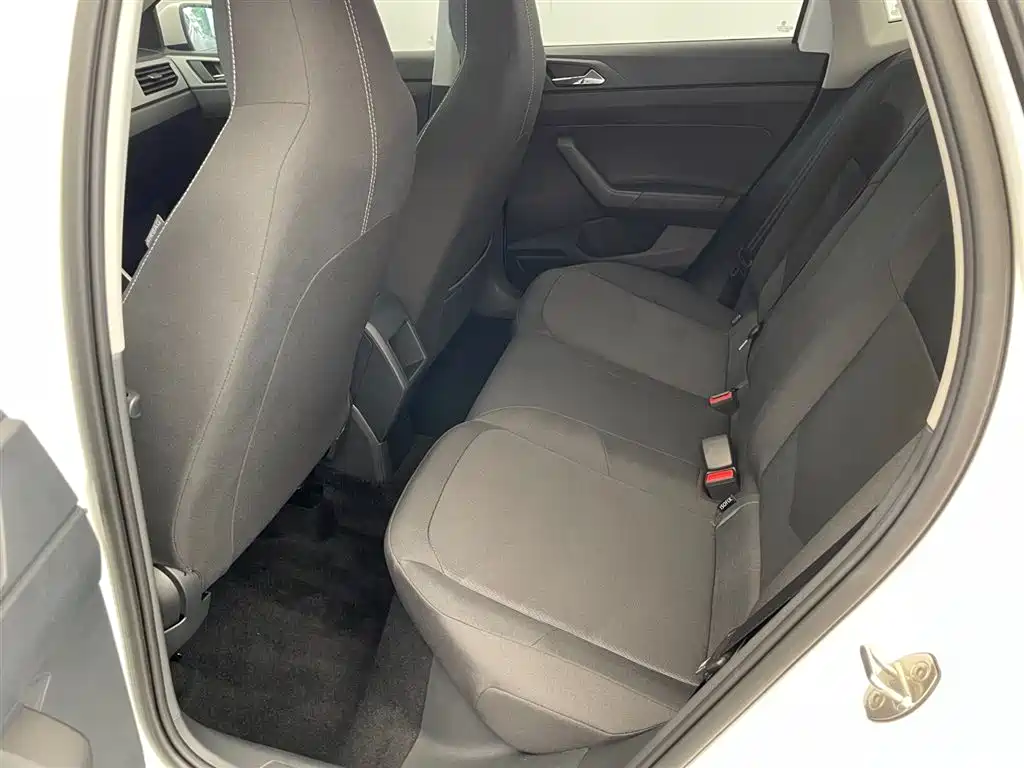 Polo Plus 1.5 L Auto Panoramic Pleasure