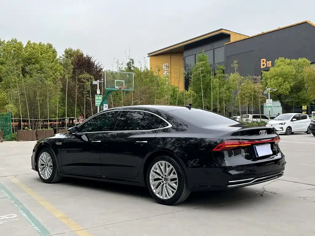 Audi A7 L 45 TFSI Luxury