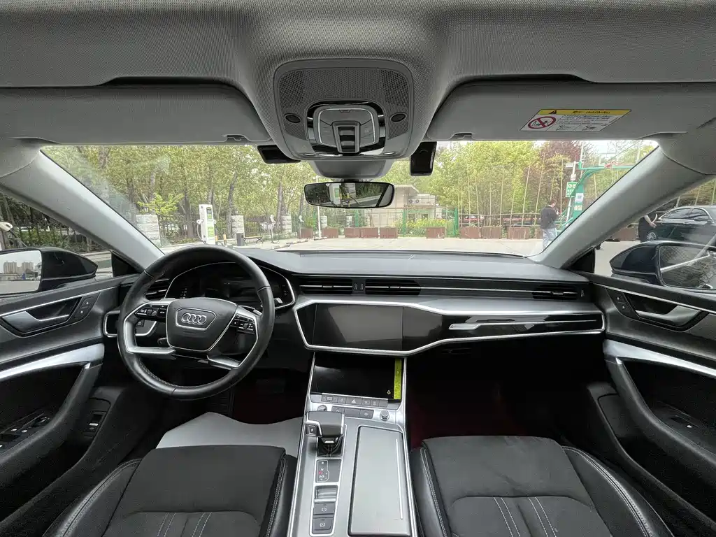 Audi A7 L 45 TFSI Luxury