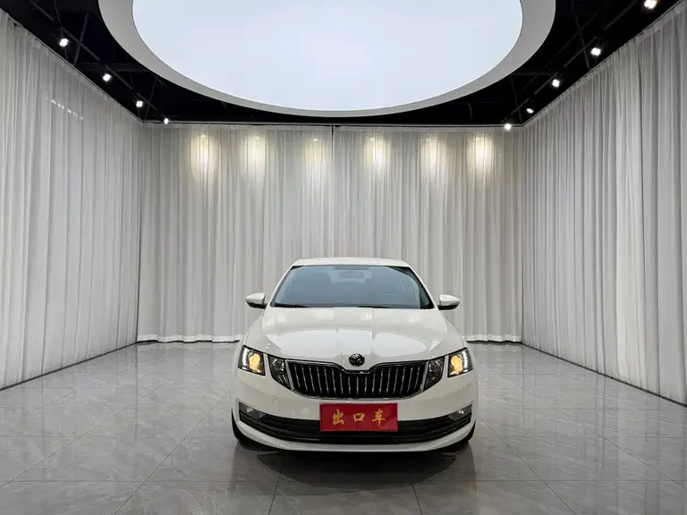 Skoda Octavia 明锐 2022款 1.5 L 自动舒享版