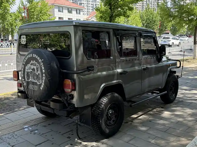 212 Classic 2.0 L Square Door Hardtop