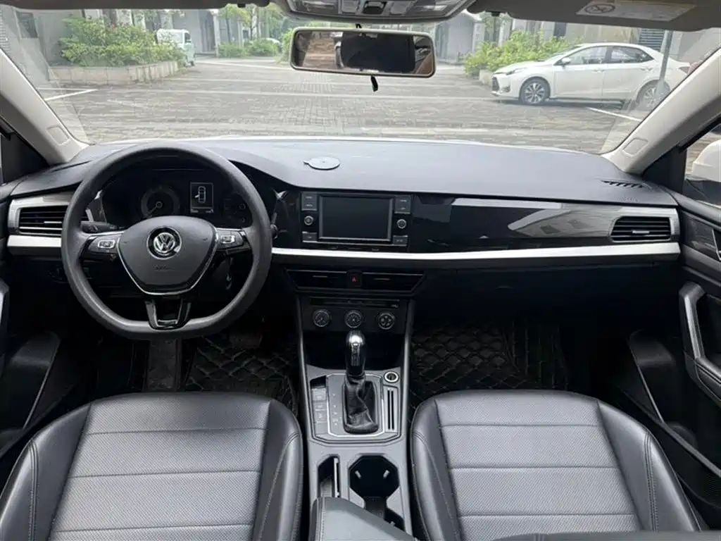 Lavida 1.5 L Auto Comfort CN-VI