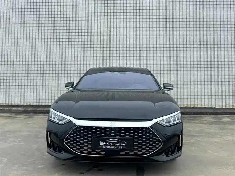 BYD Han DM-i 121 KM Premium