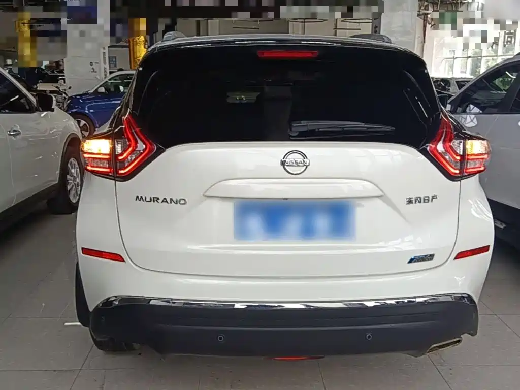 Murano 2.5 L XE 2 WD Elite