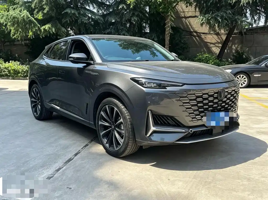 Changan UNI-K 2.0 T 2 WD Joy Style