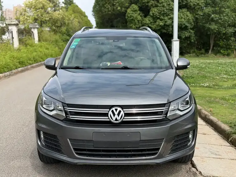 Volkswagen Tiguan 1.8 TSI Auto 2 WD Luxury