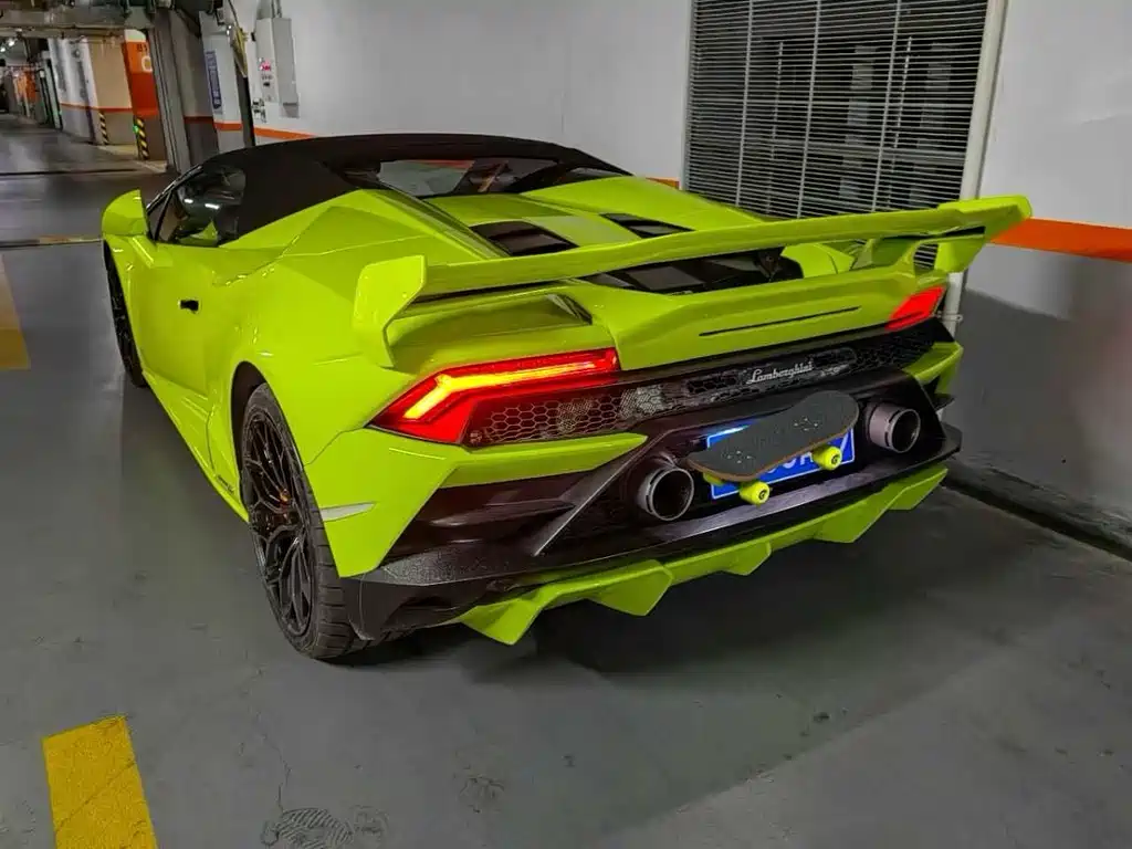 Huracán Huracán EVO RWD Spyder