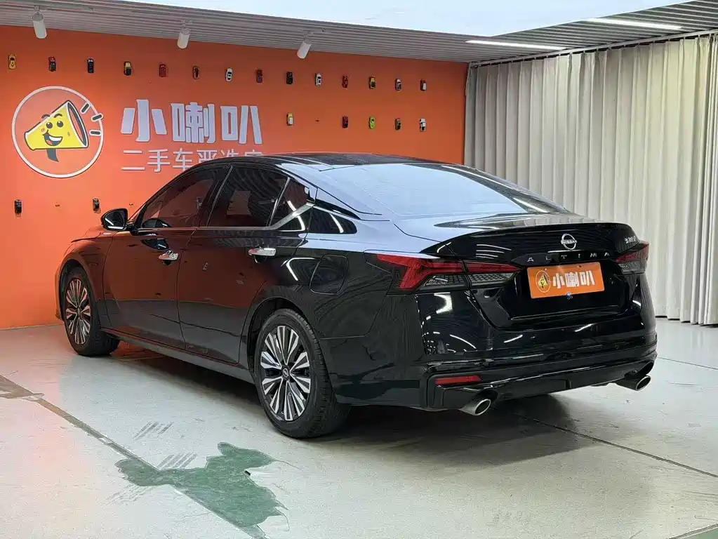 Teana 2.0 L XL-TLS Joy