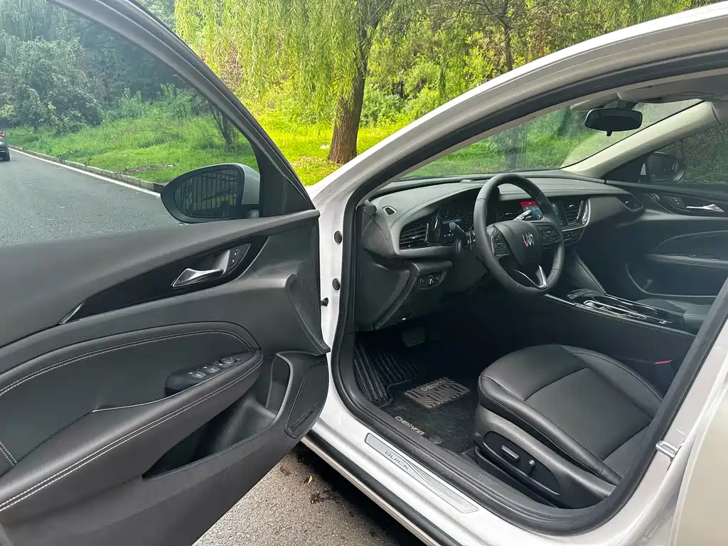 Regal Facelift 25 T Super Enjoyment