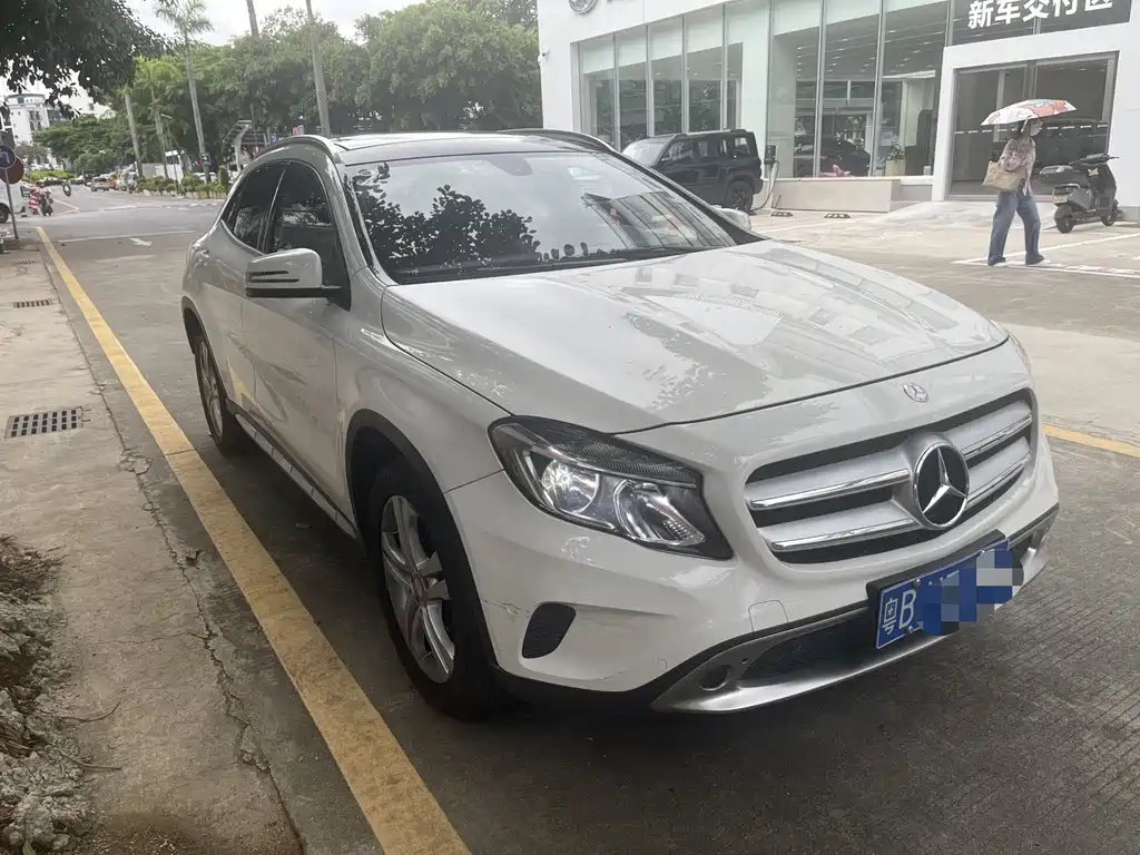 Mercedes-Benz GLA GLA 200 Dynamic
