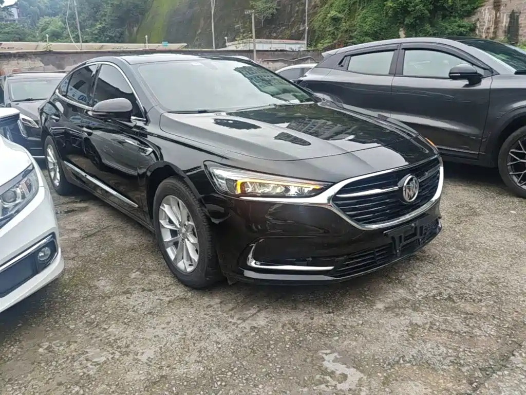 LaCrosse 552 T Luxury