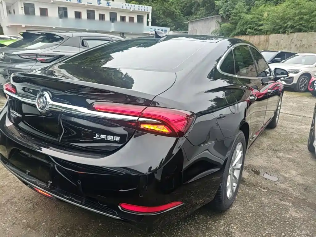 LaCrosse 552 T Luxury