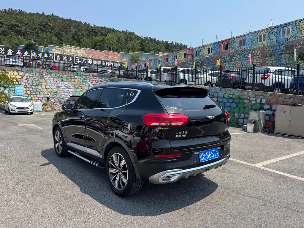 Haval H6 1.5 GDIT Auto Luxury