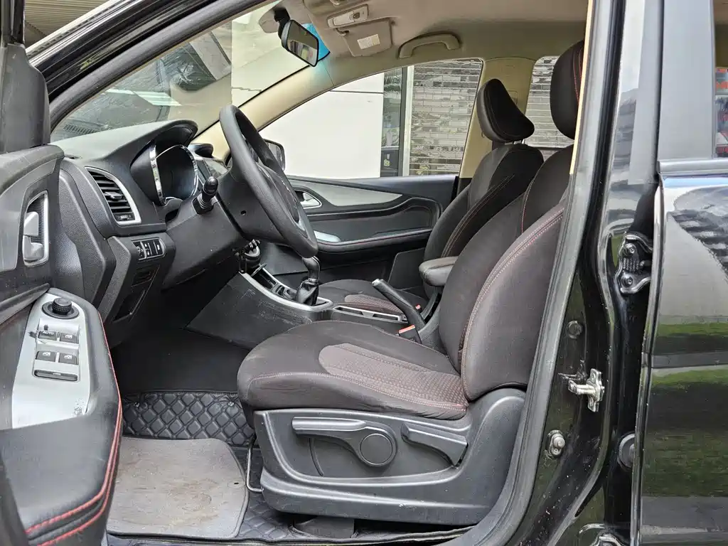 Baojun 560 1.8 L Manual Comfort