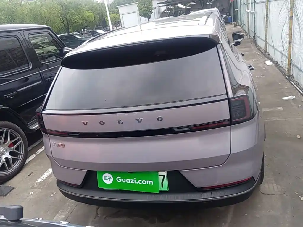 Volvo XC70 PHEV 沃尔沃XC70插电式混动 2026款 两驱长续航Core