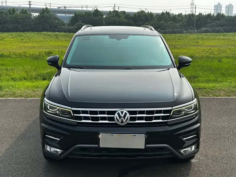 Volkswagen Tiguan L 380 TSI Auto 4 WD Luxury