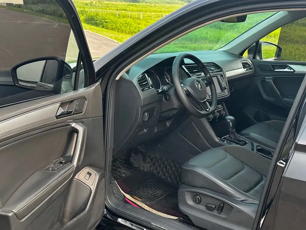 Tiguan L 380 TSI Auto 4 WD Luxury