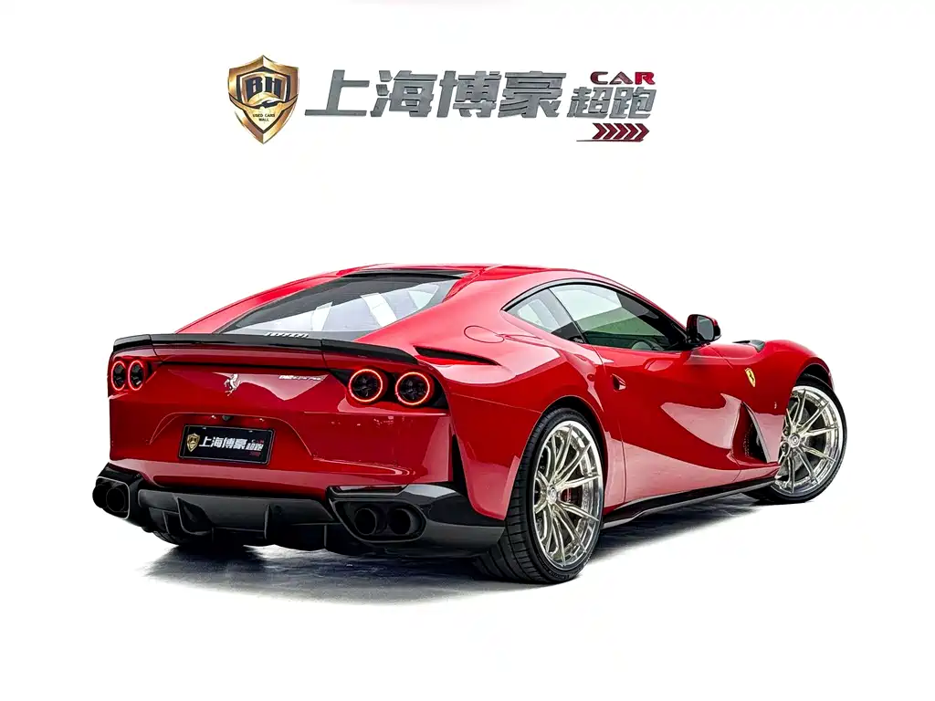 Ferrari 812 6.5 L Superfast