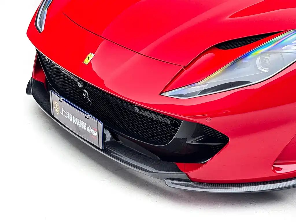 Ferrari 812 6.5 L Superfast