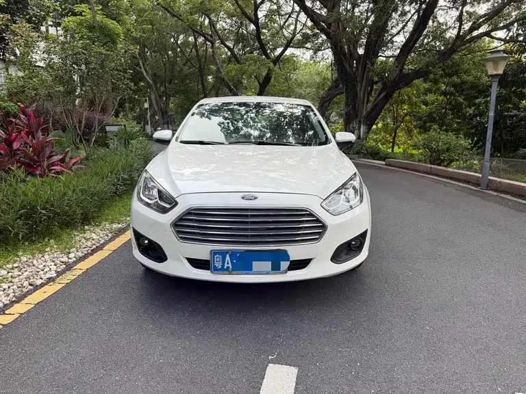 Ford Escort Facelift 1.5 L Auto Comfort