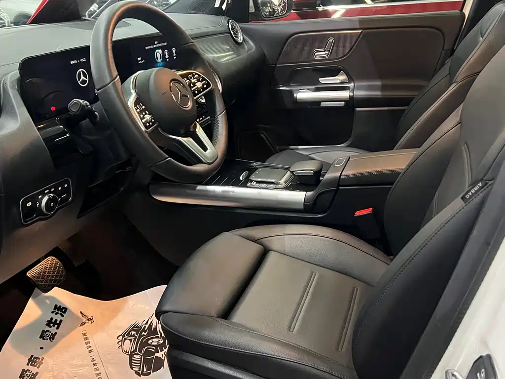 Mercedes-Benz GLA GLA 220
