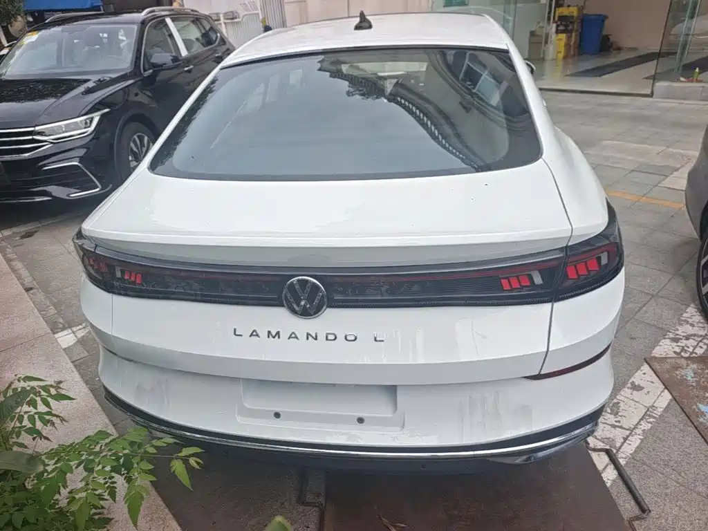 Lamando Lamando L 280 TSI DSG Spicy Cool