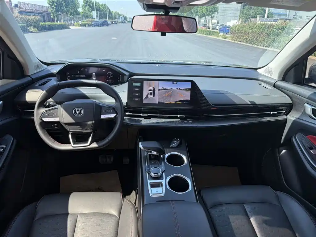 Changan CS55 PLUS 2 nd Gen 1.5 T DCT Distinguished