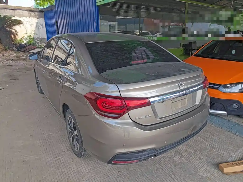 Citroen C4 L 雪铁龙C4 L 2016款 1.2 T 自动领先型