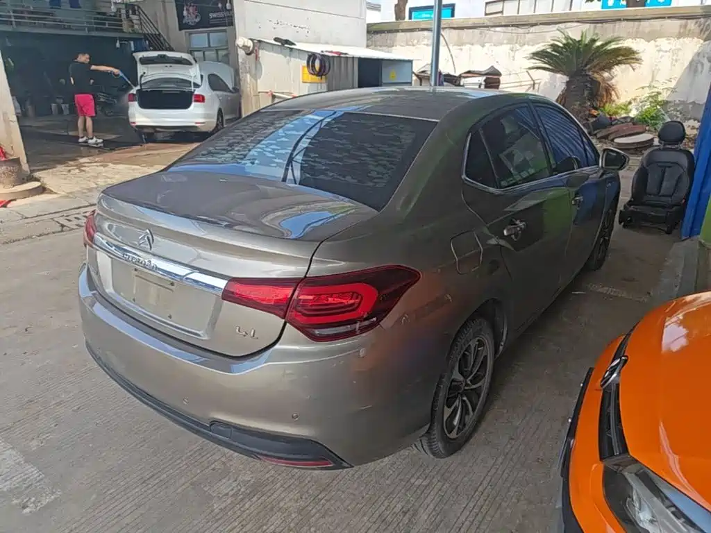 Citroen C4 L 雪铁龙C4 L 2016款 1.2 T 自动领先型