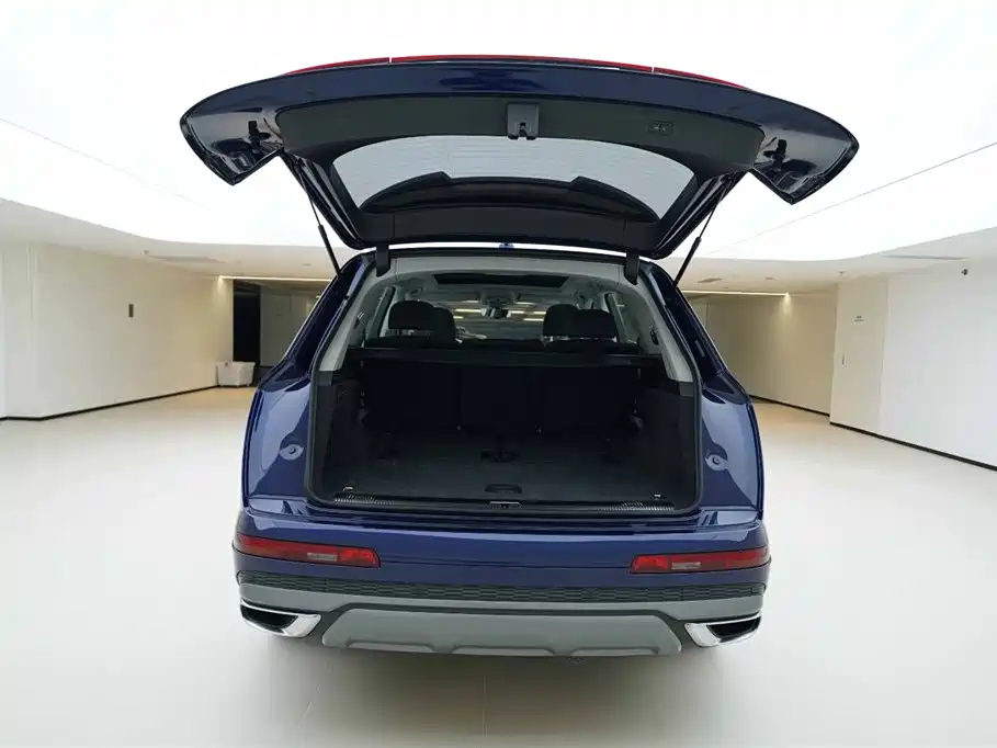 Audi Q7 55 TFSI quattro S line Sport