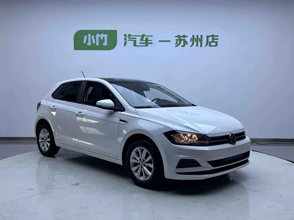 Polo Plus 1.5 L Auto Colorful Tech