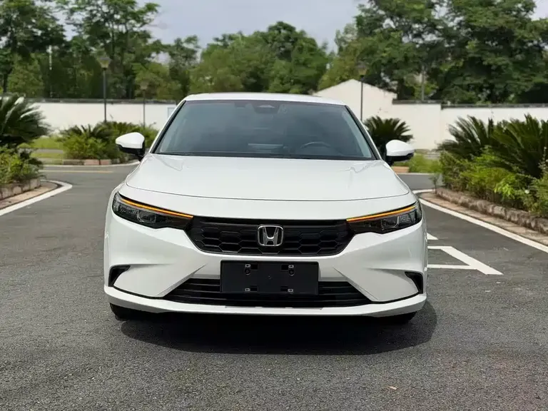Honda Integra 240 TURBO CVT Tech