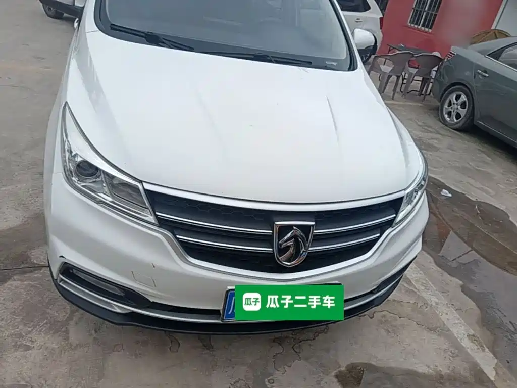 Baojun 730 宝骏730 2019款 1.5 T CVT时尚型 7座 国V