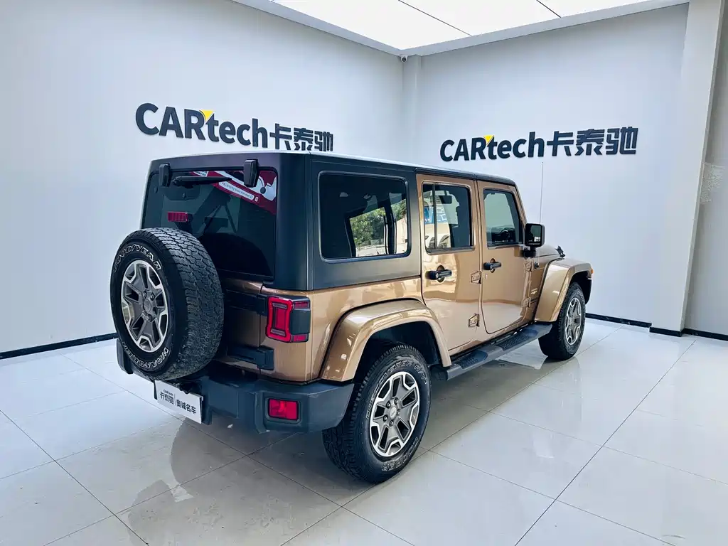 Wrangler 3.0 L Sahara 4-door Comfort Enjoyment