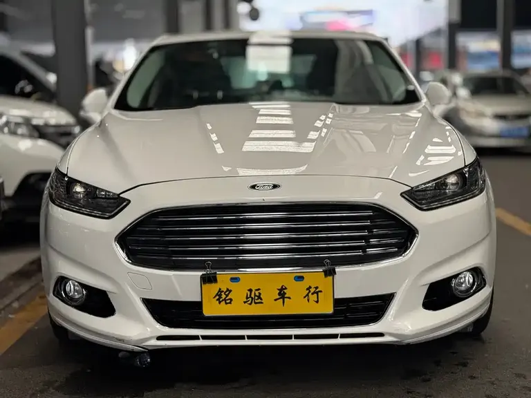 Ford Mondeo 2.0 L GTDi200 Luxury