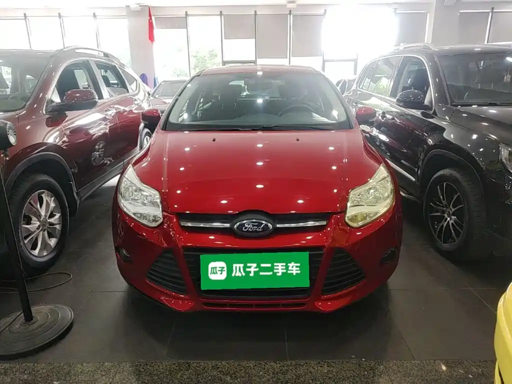 Focus Hatchback 1.6 L Auto Comfort
