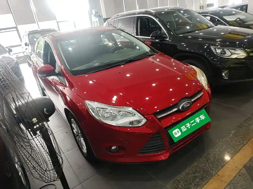 Focus Hatchback 1.6 L Auto Comfort