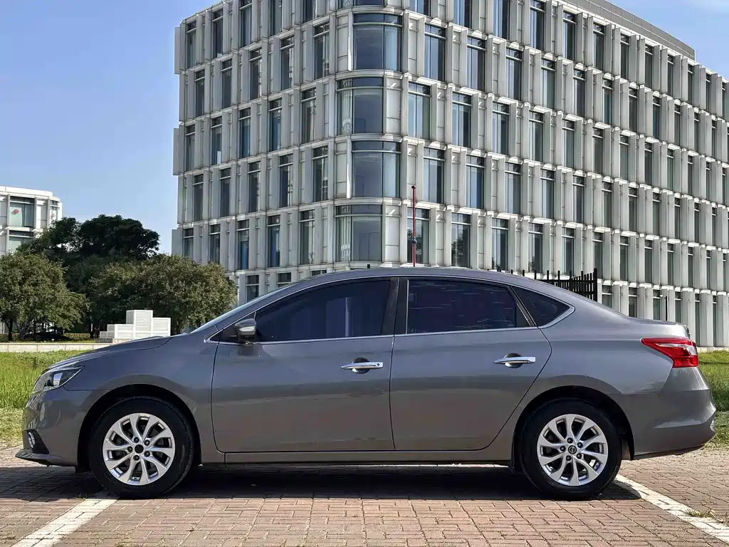 Sylphy 1.6 XL CVT Premium
