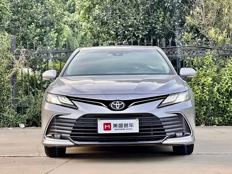 Toyota Camry 2.0 G Luxury