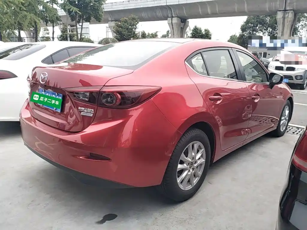 Mazda 3 Axela Sedan 1.5 L Auto Luxury CN-V