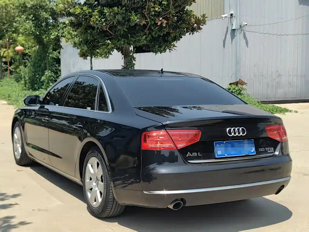 Audi A8 A8 L 50 TFSI quattro Comfort