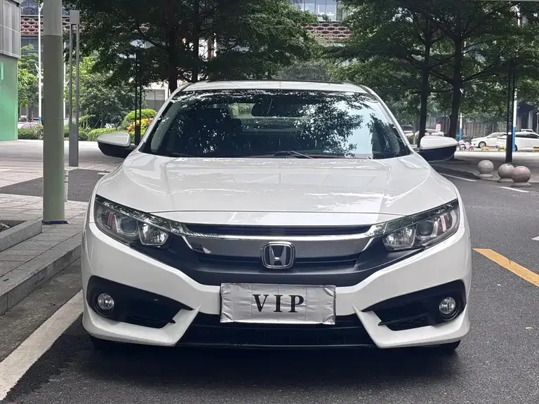 Honda Civic 220 TURBO CVT Luxury